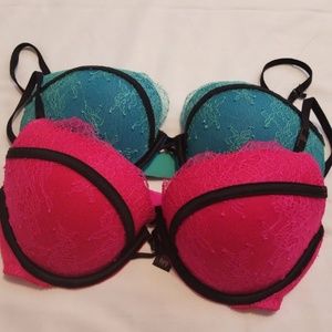 NWOT VS Very Sexy Push-up Bra lot 32D